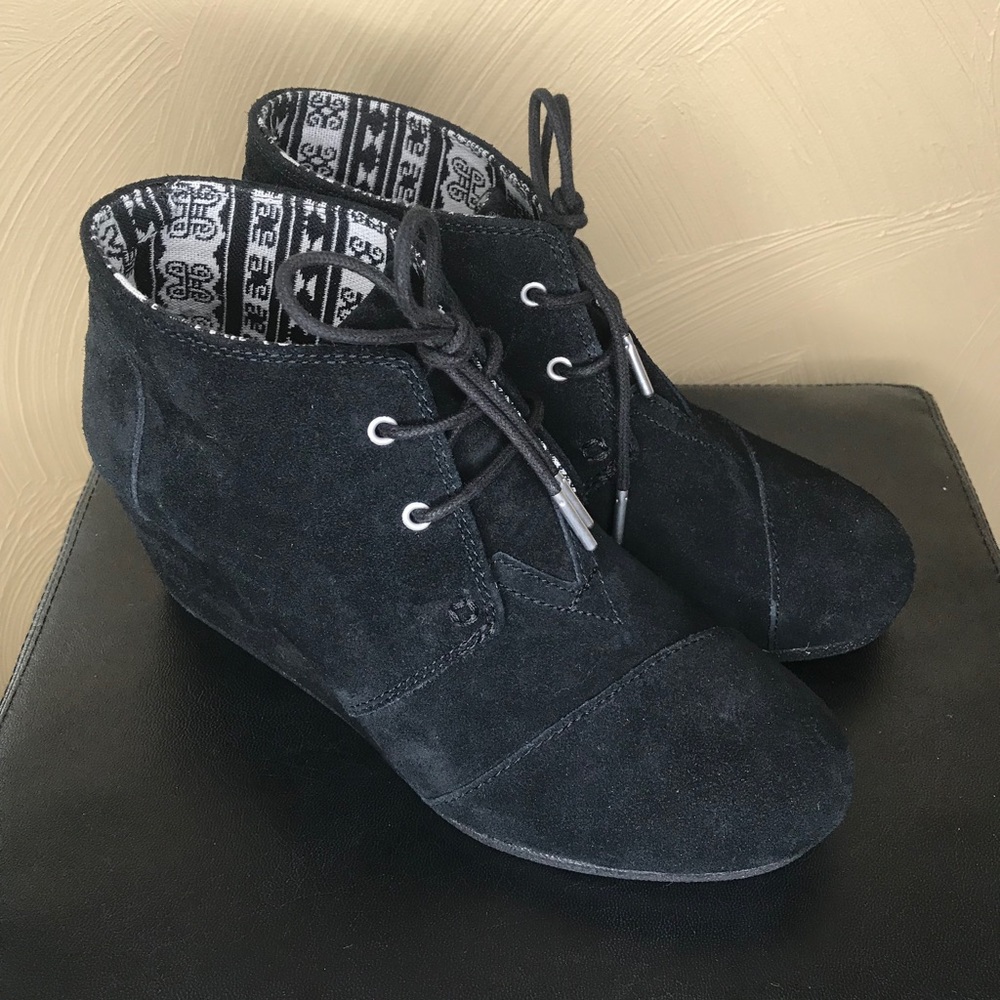 TOMS - Desert Wedge Bootie - Black - Size 9